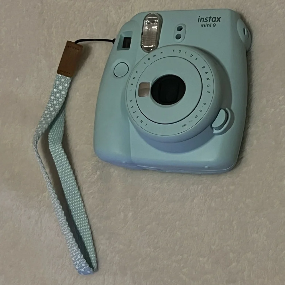 Ice Blue Fujifilm Instax Mini 9 Instant Camera with Matching Case